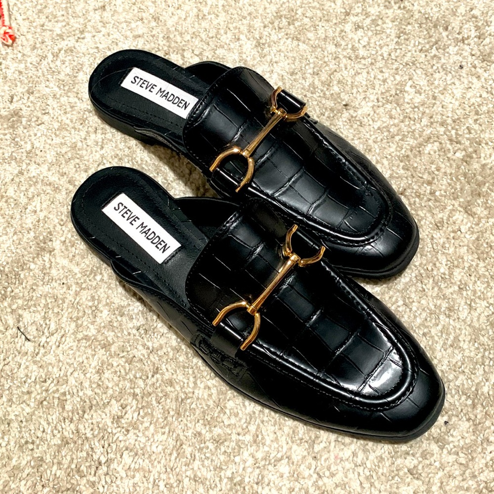 Brand new Steve Madden Mules